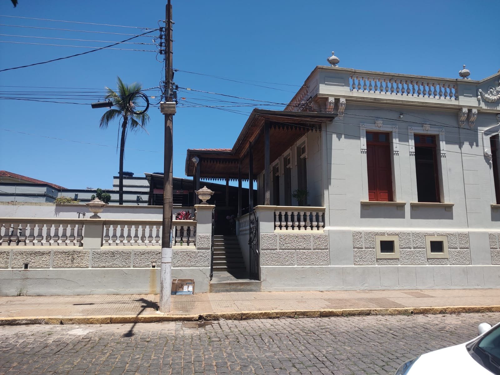 Foto da fachada da academia